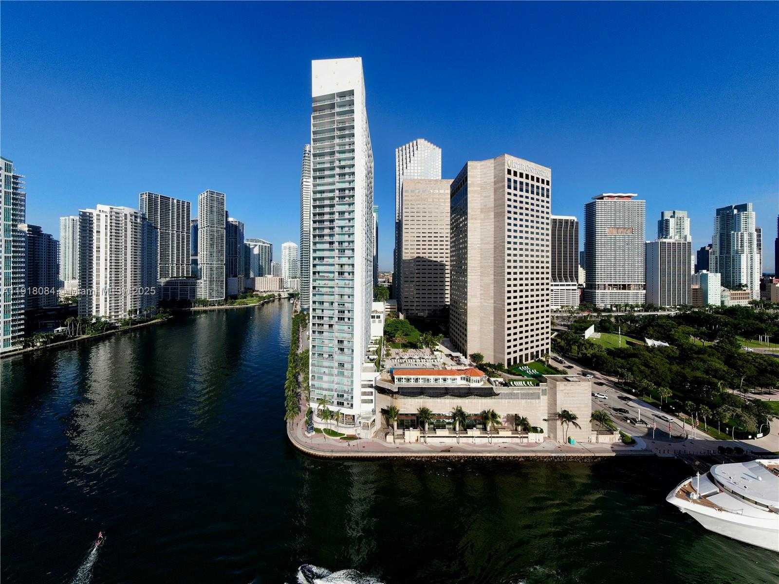 Small Image of 325 SOUTH BISCAYNE BLVD #921, Miami Number 32