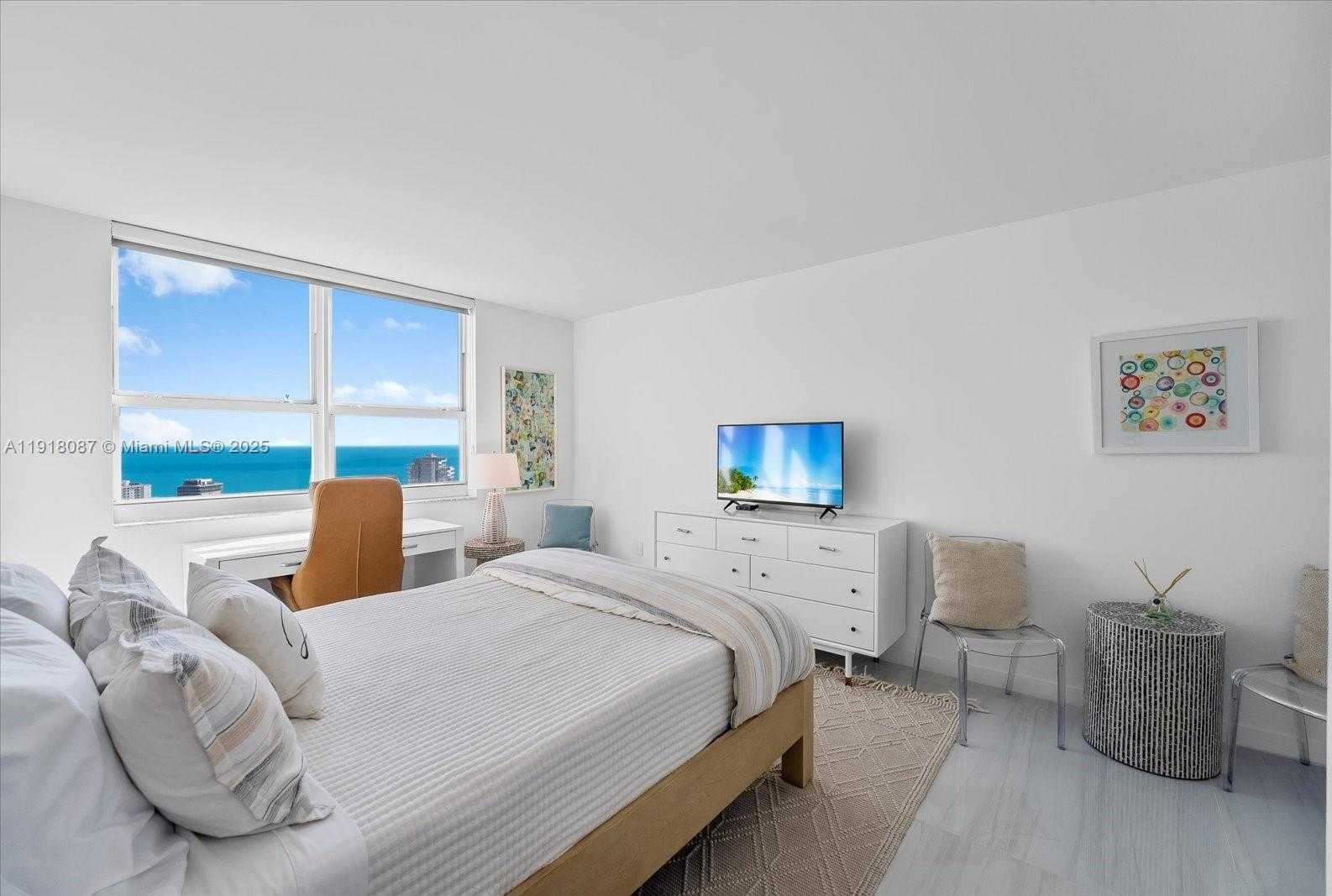 Small Image of 90 ALTON RD #2703, Miami Beach Number 10