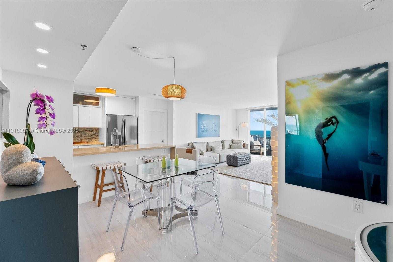 Small Image of 90 ALTON RD #2703, Miami Beach Number 3