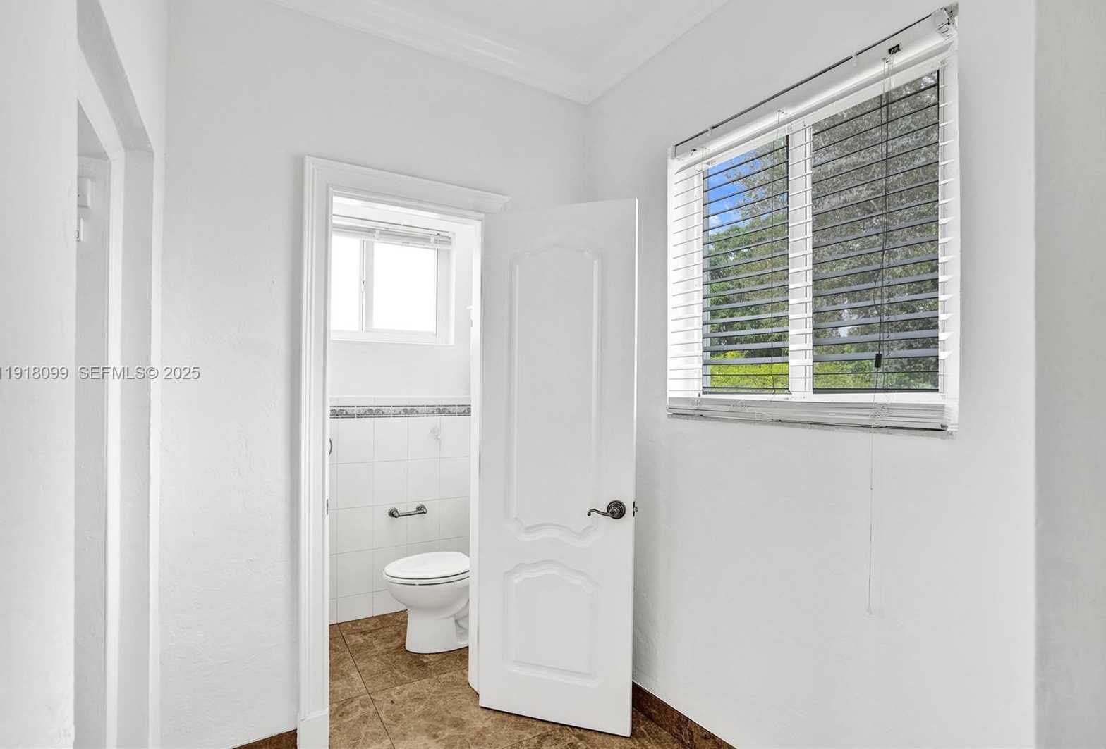 Imagen de Pequeño Objeto