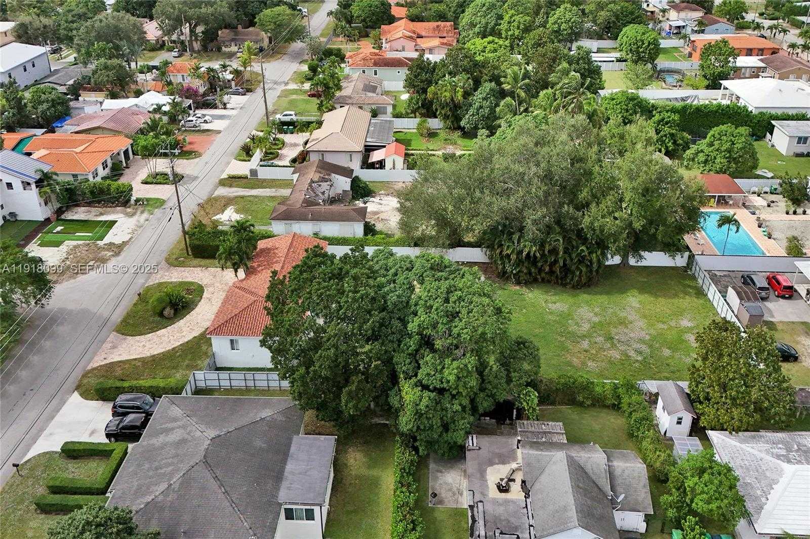 Imagen de Pequeño Objeto