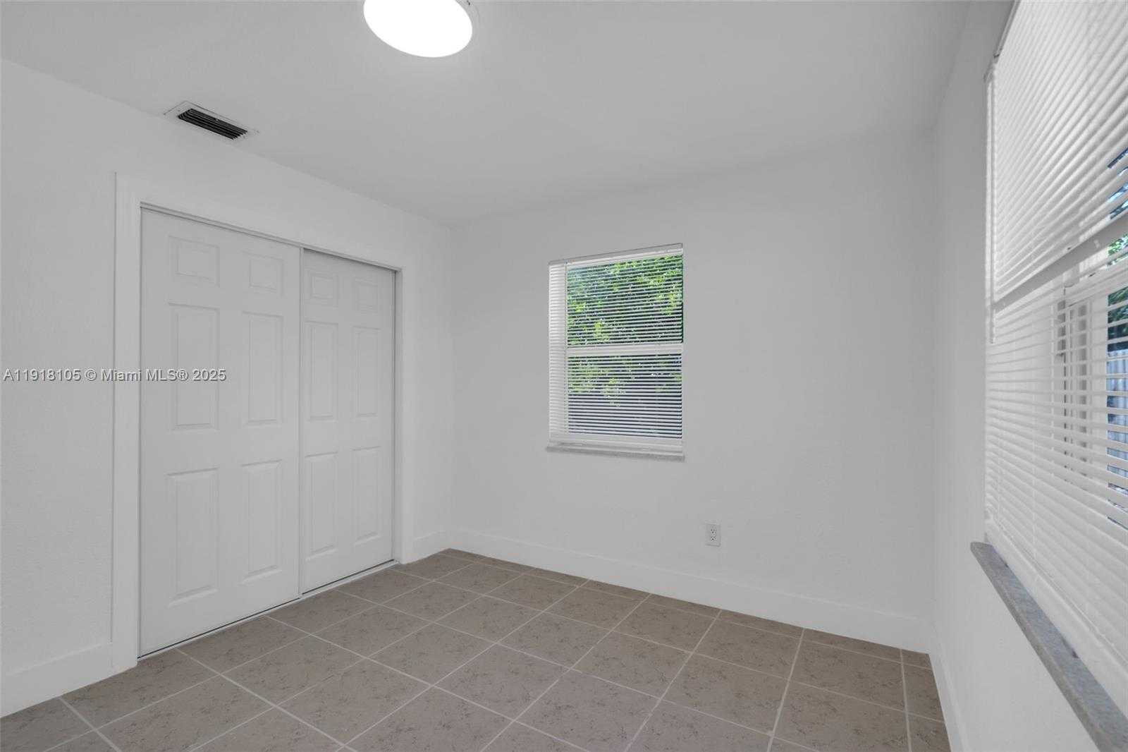 Small Image of 124 SOUTH EAST 2ND TER #1-2, Hallandale Beach Number 24