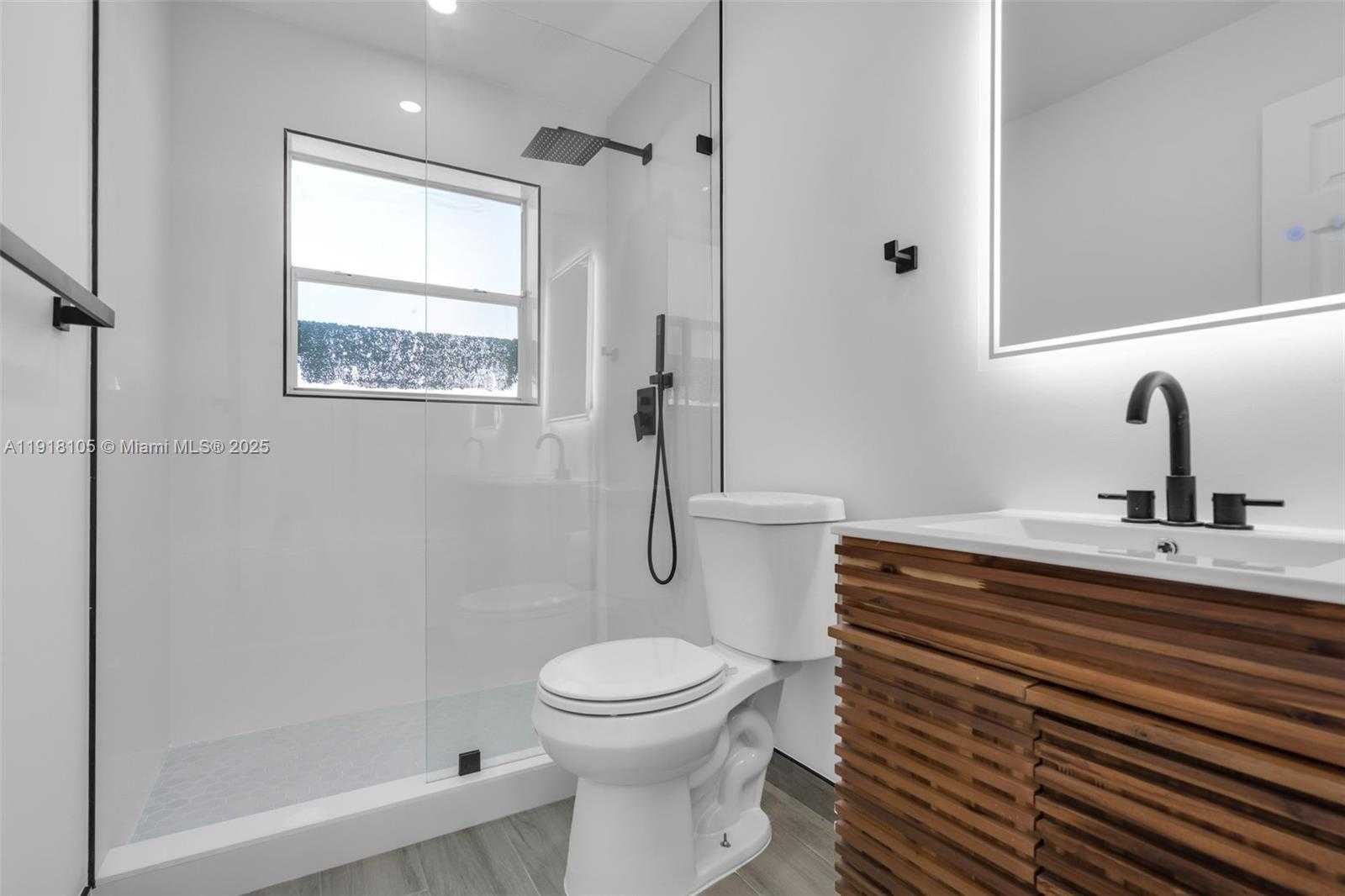 Small Image of 124 SOUTH EAST 2ND TER #1-2, Hallandale Beach Number 26