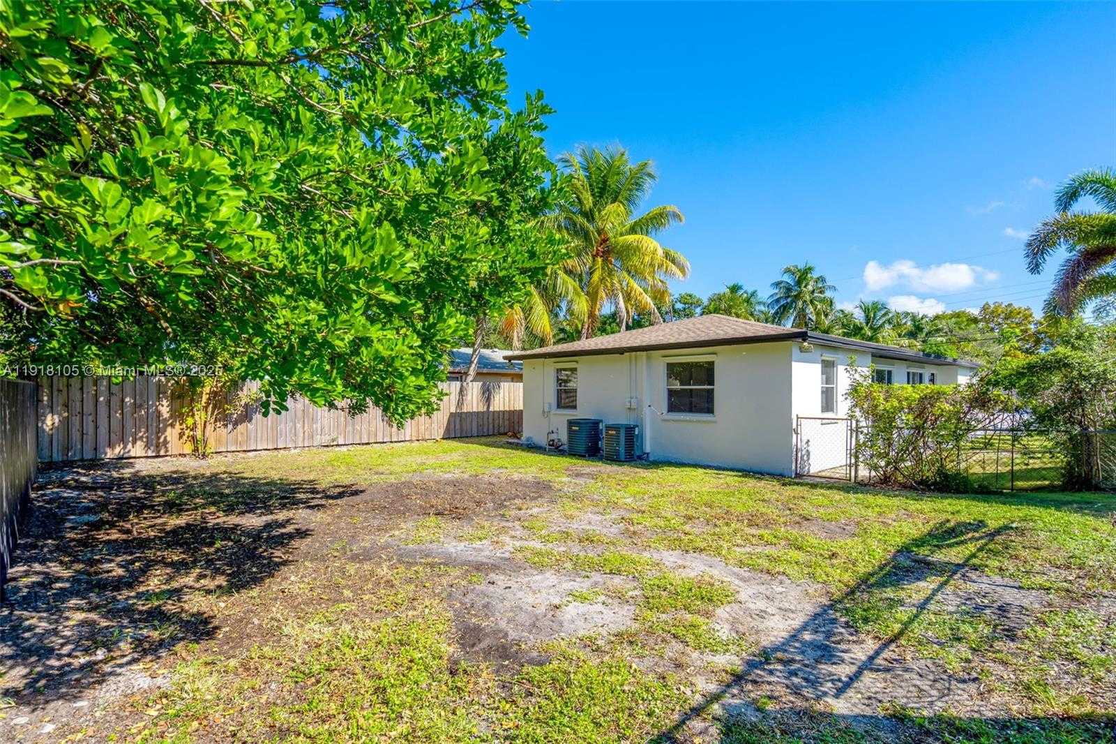 Small Image of 124 SOUTH EAST 2ND TER #1-2, Hallandale Beach Number 28