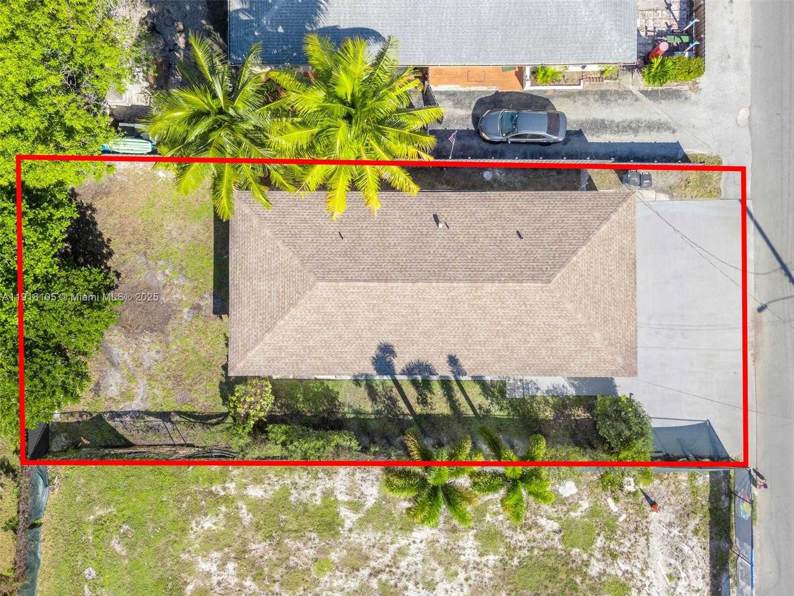 Small Image of 124 SOUTH EAST 2ND TER #1-2, Hallandale Beach Number 33