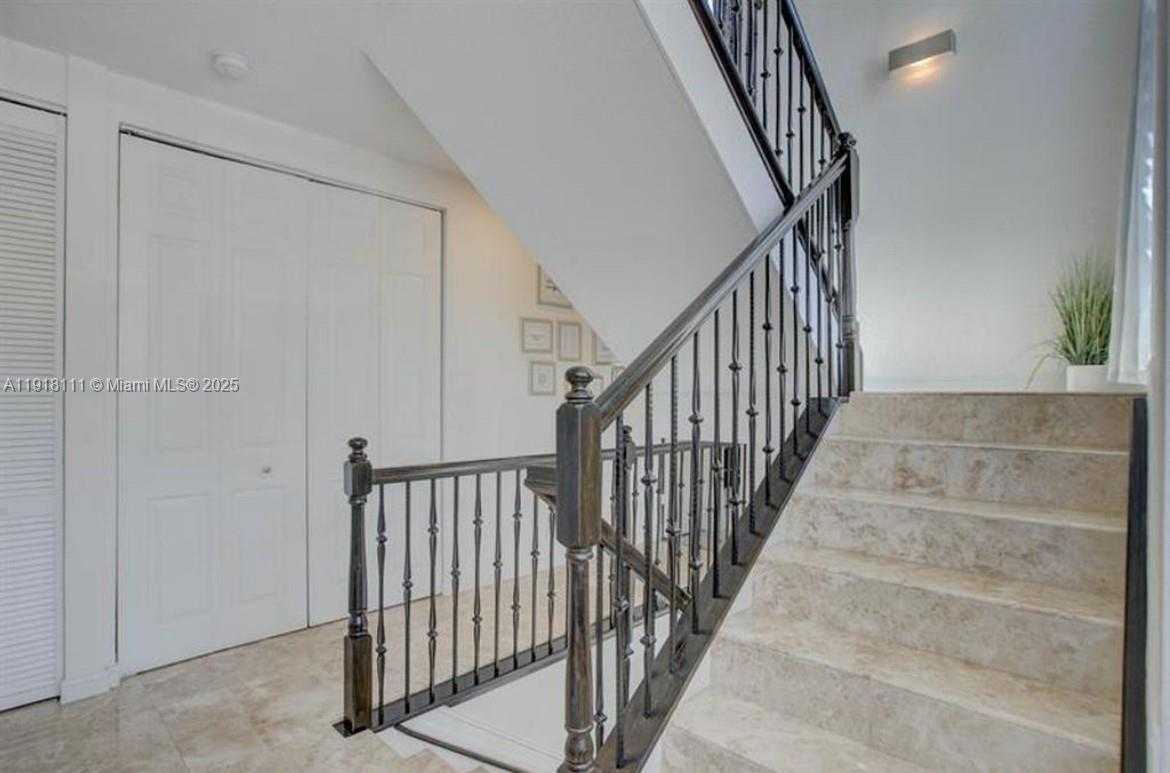 Small Image of 601 NORTH EAST 11TH AVE, Fort Lauderdale Number 14