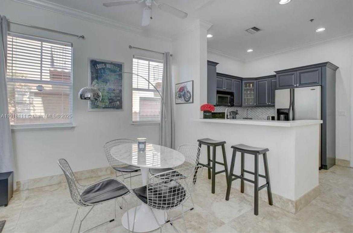 Small Image of 601 NORTH EAST 11TH AVE, Fort Lauderdale Number 4