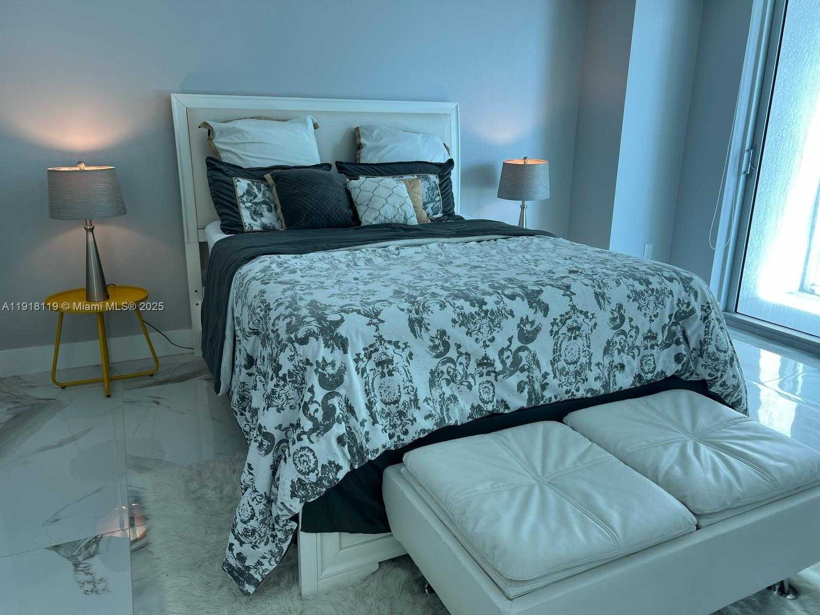 Small Image of 55 SOUTH EAST 6TH ST #1207, Miami Number 49