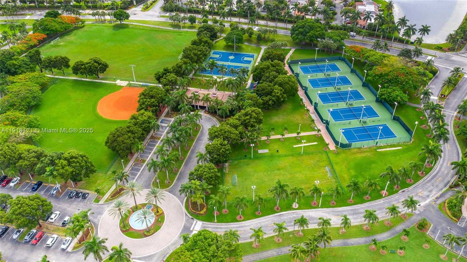 Small Image of 10924 NORTH WEST 67TH ST #10924, Doral Number 22