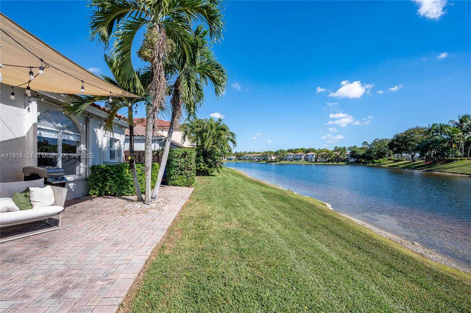 Small Image of 10924 NORTH WEST 67TH ST #10924, Doral Number 23