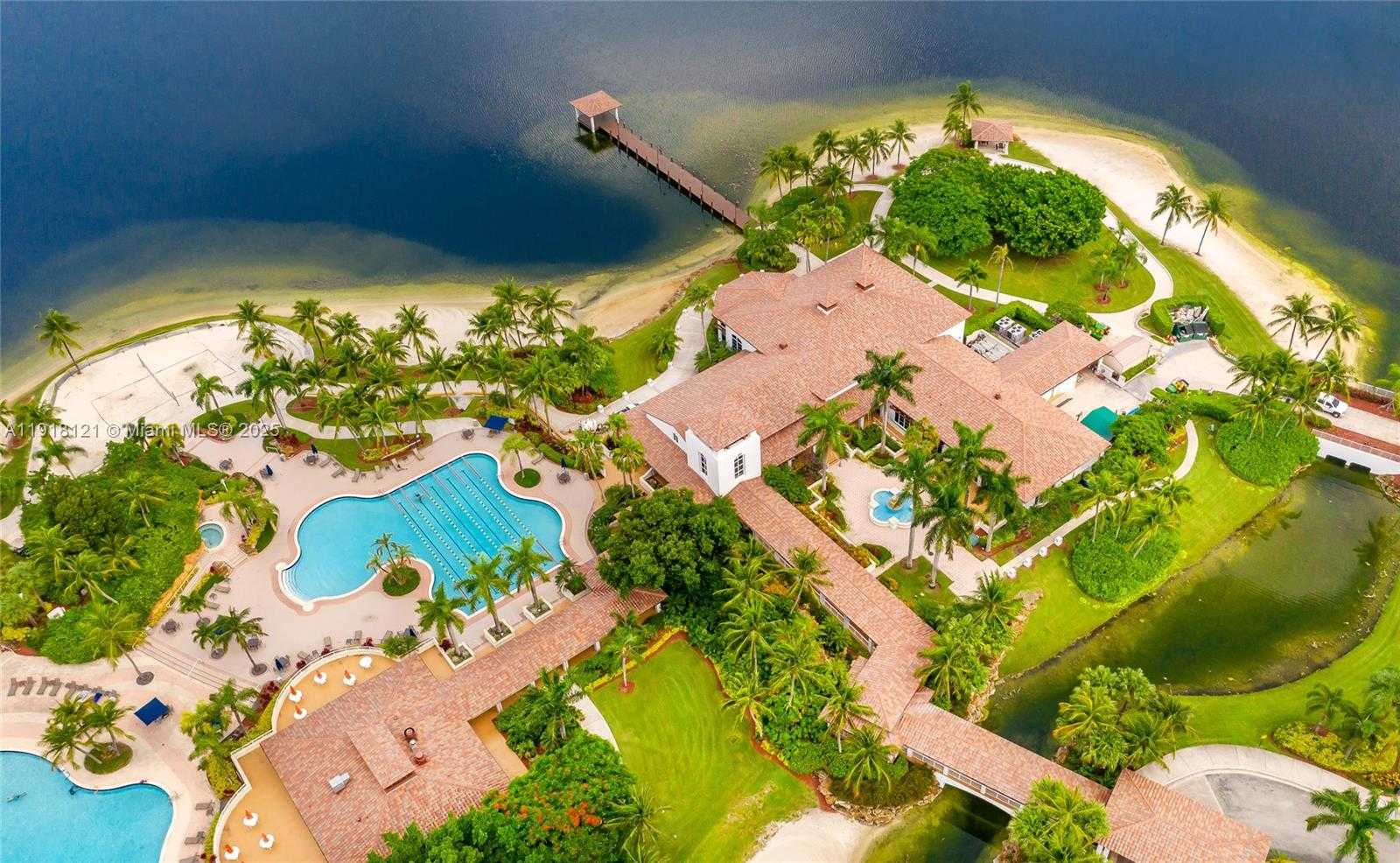 Small Image of 10924 NORTH WEST 67TH ST #10924, Doral Number 27