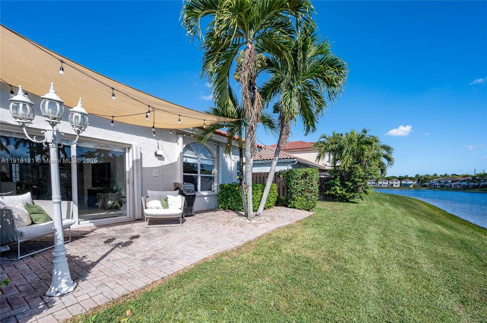 Small Image of 10924 NORTH WEST 67TH ST #10924, Doral Number 29