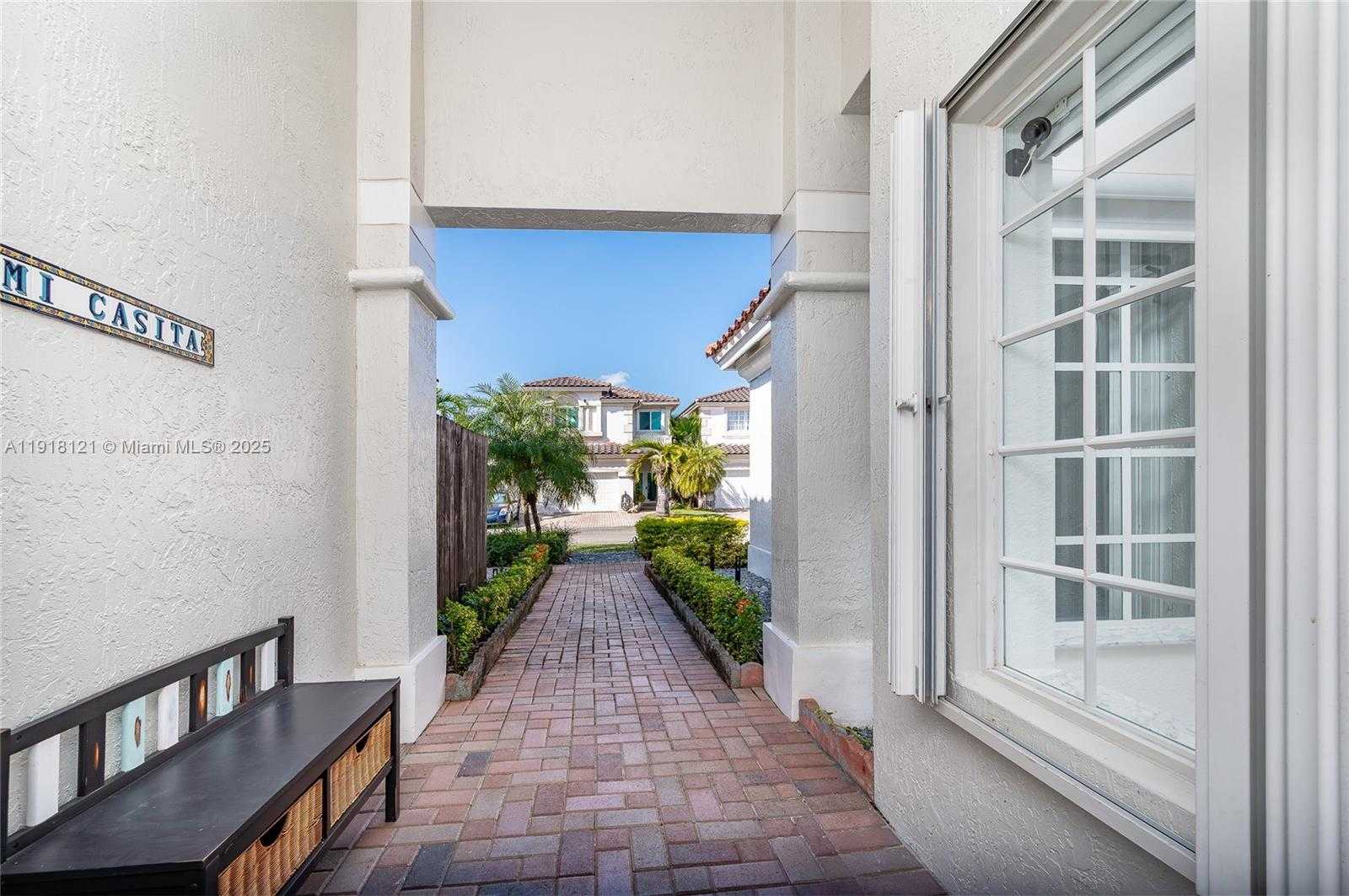 Small Image of 10924 NORTH WEST 67TH ST #10924, Doral Number 43