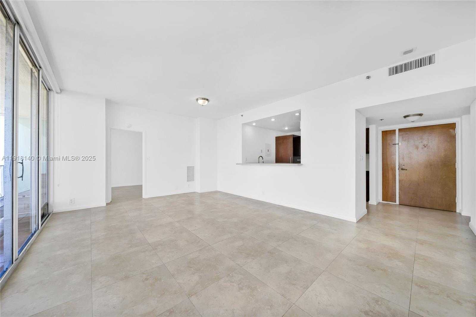 Small Image of 7601 EAST TREASURE DR #PH215, North Bay Village Number 11