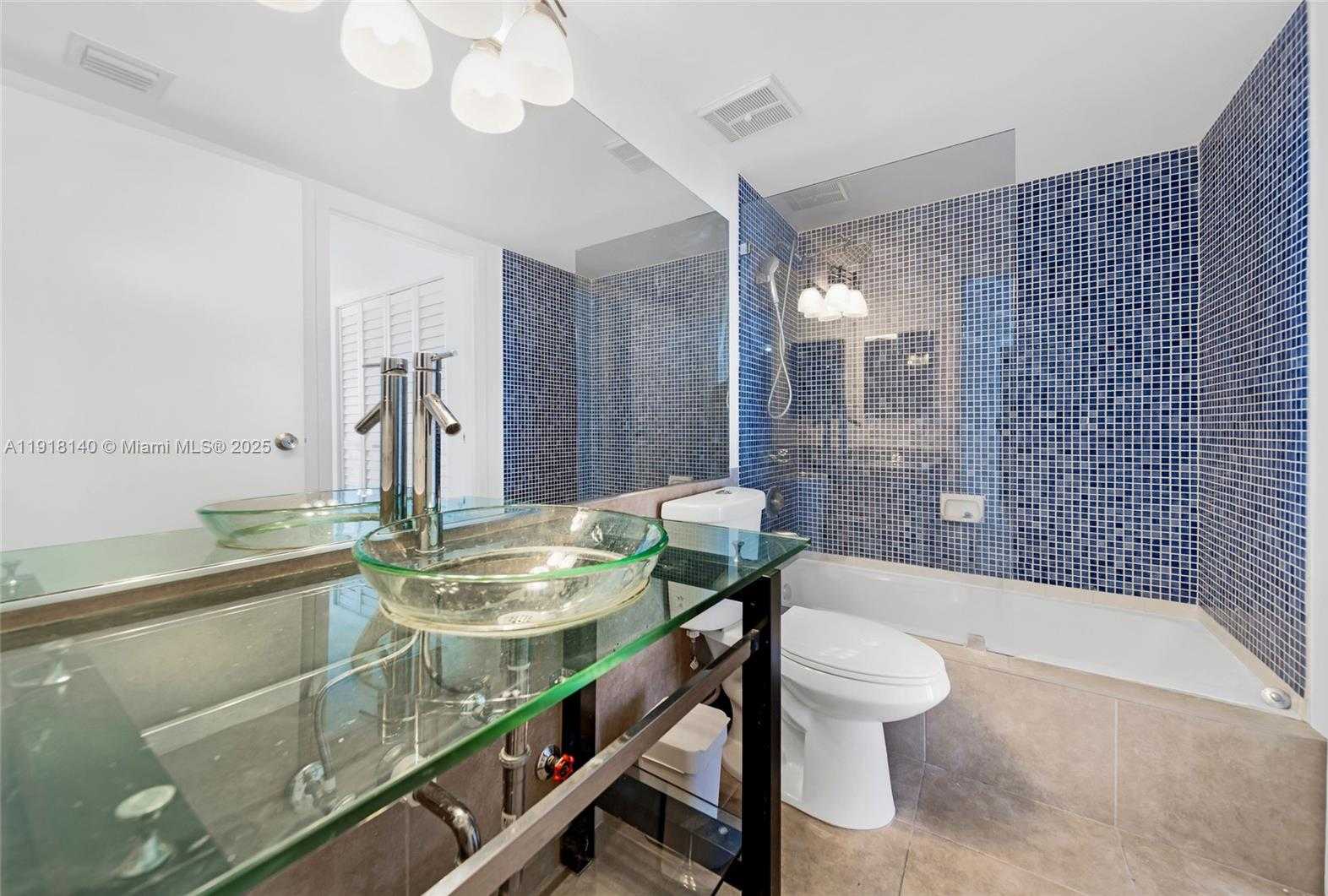 Small Image of 7601 EAST TREASURE DR #PH215, North Bay Village Number 22