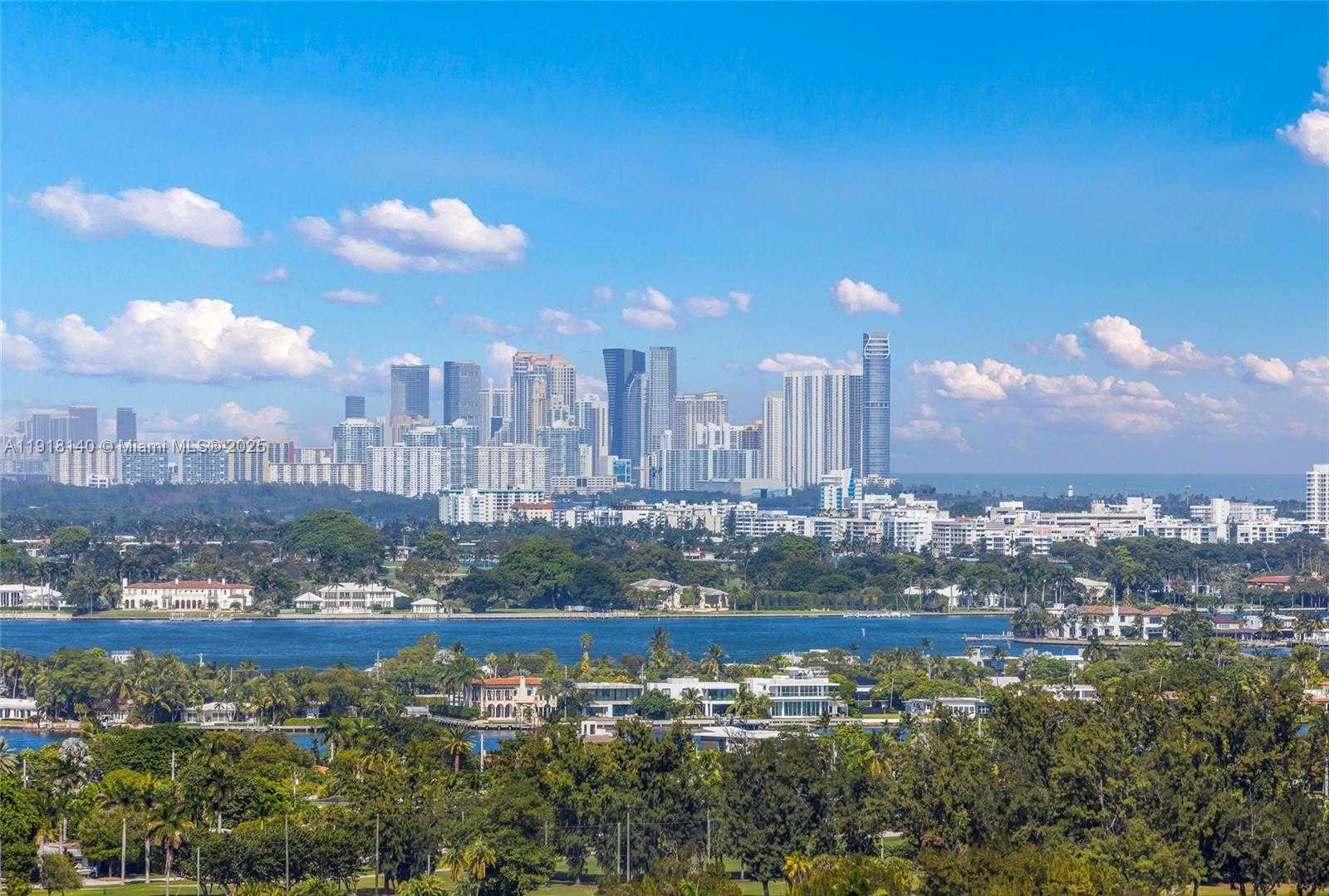 Small Image of 7601 EAST TREASURE DR #PH215, North Bay Village Number 5