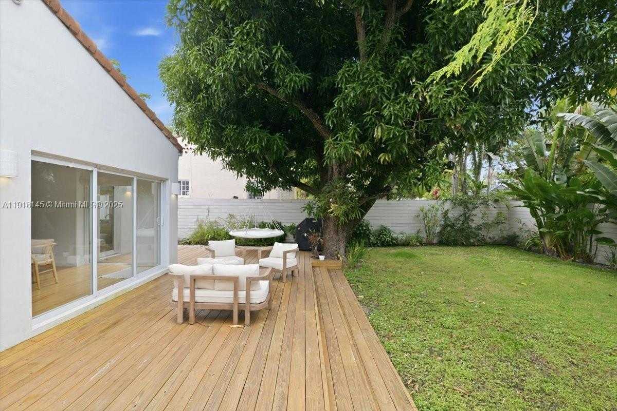 Small Image of 753 NORTH EAST 82ND TER, Miami Number 37