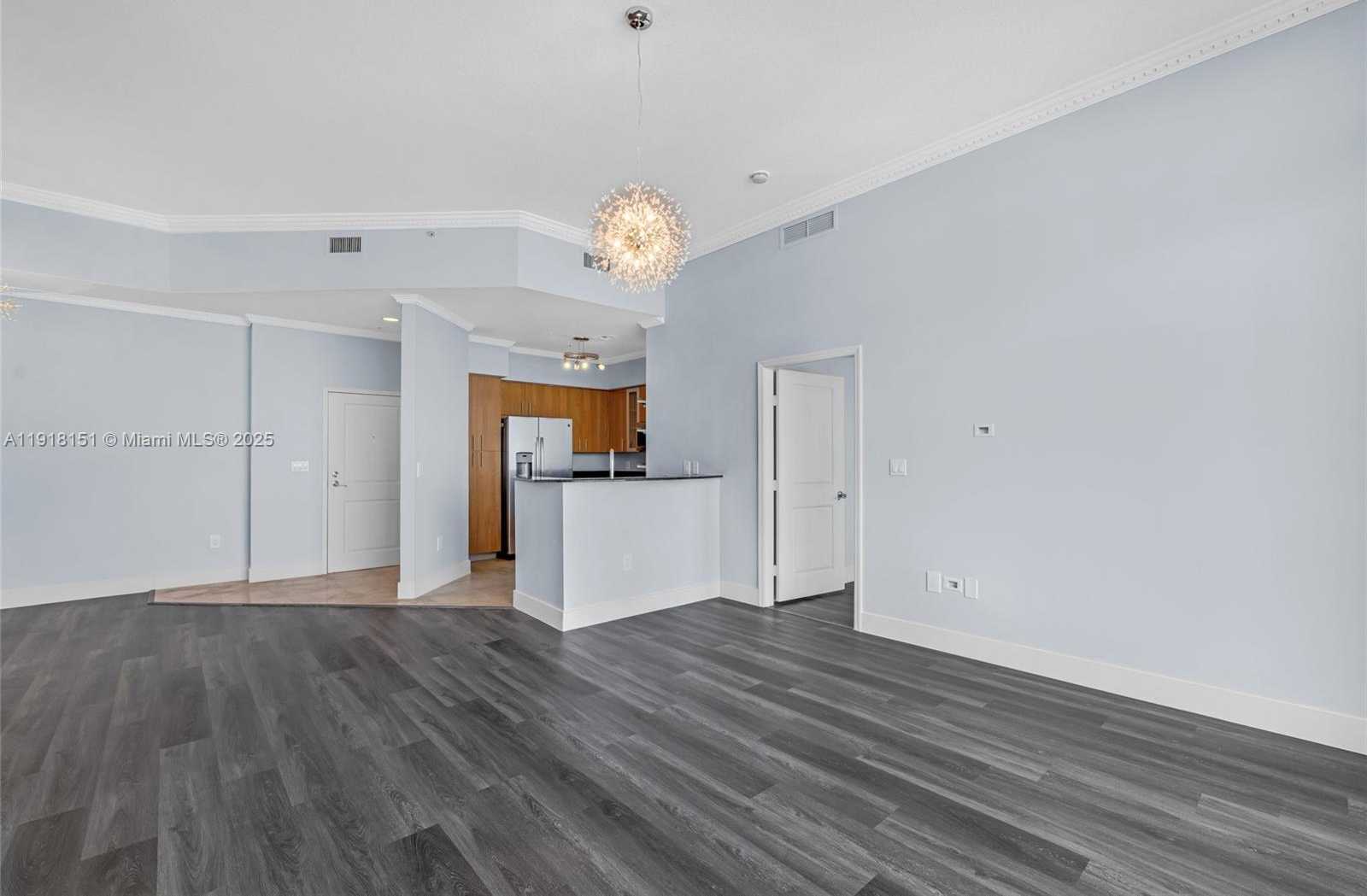 Small Image of 7900 HARBOR ISLAND DR #PH8, North Bay Village Number 12