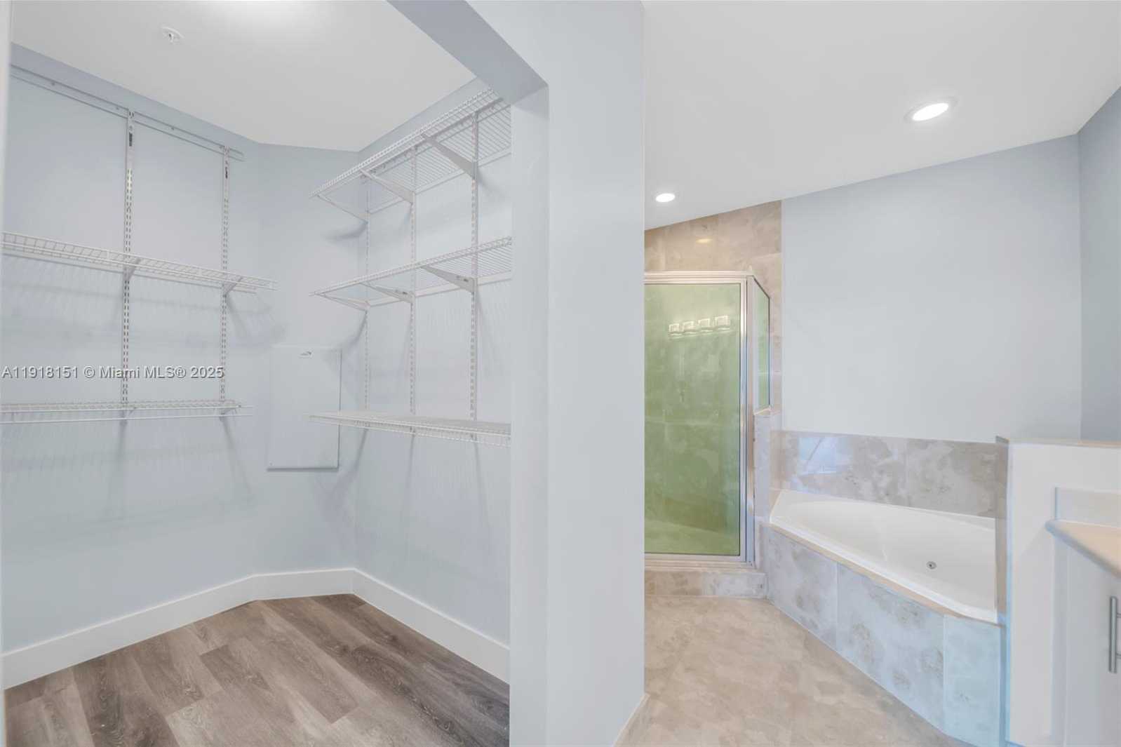 Small Image of 7900 HARBOR ISLAND DR #PH8, North Bay Village Number 23