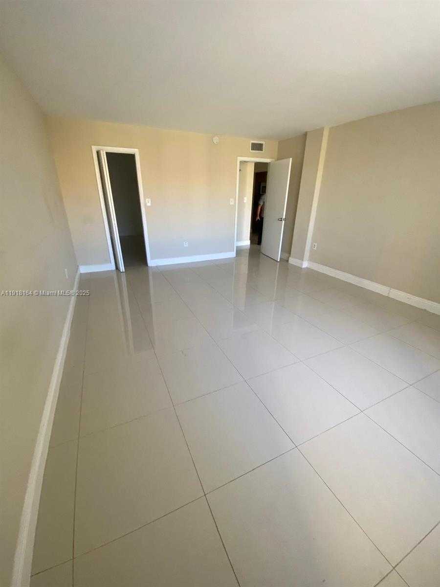 Small Image of 6970 NORTH WEST 186TH ST #3-410, Hialeah Number 10