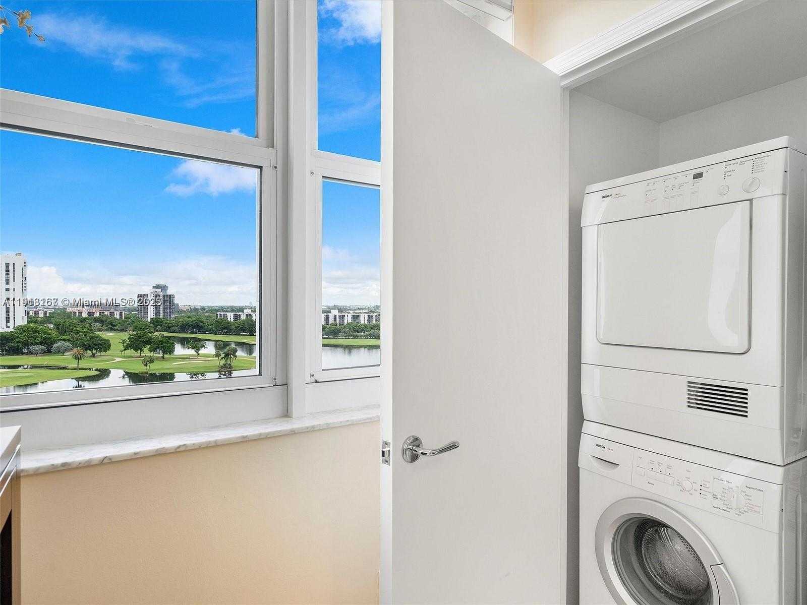 Small Image of 20000 EAST COUNTRY CLUB DR #1102, Aventura Number 11