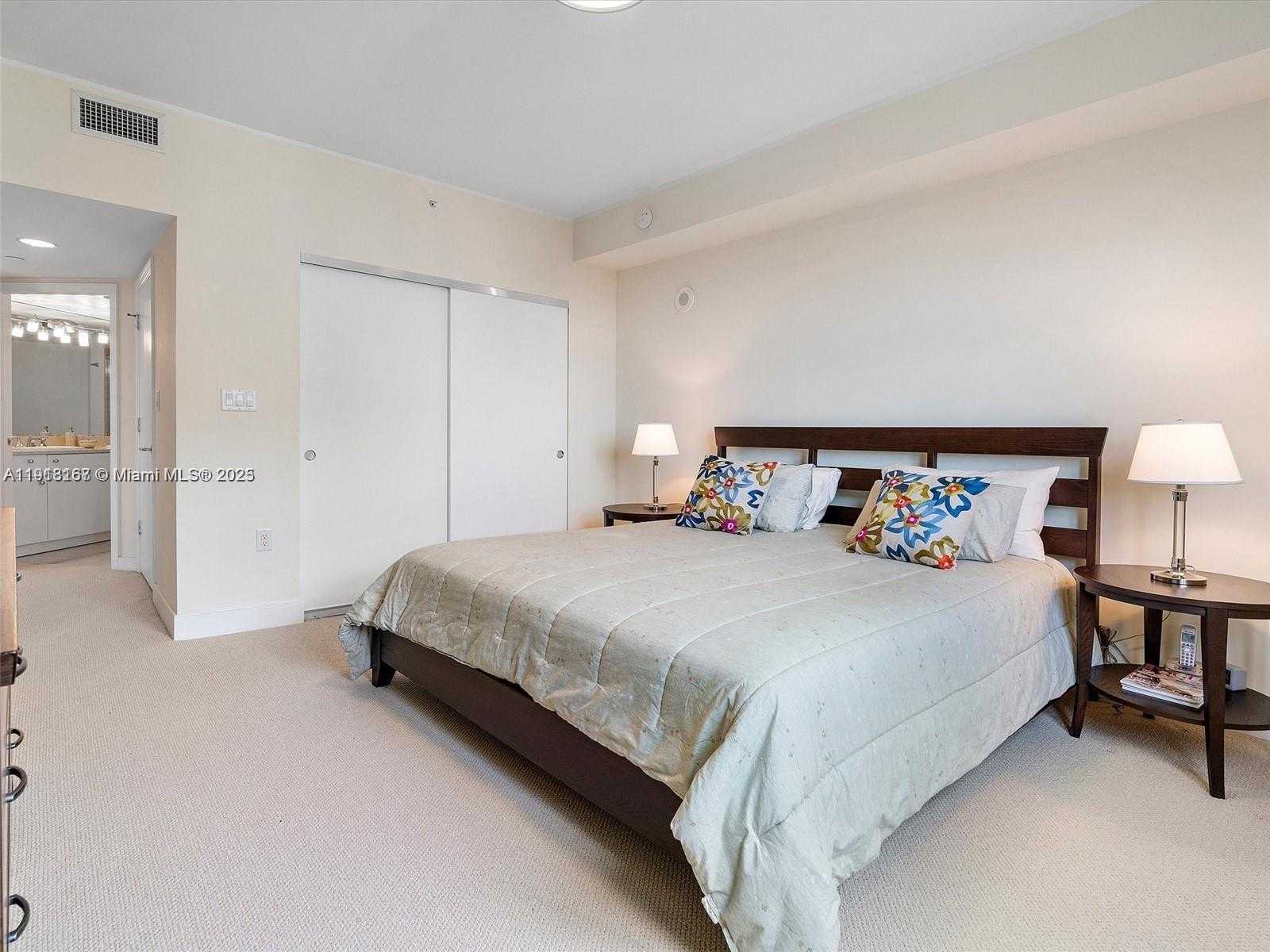 Small Image of 20000 EAST COUNTRY CLUB DR #1102, Aventura Number 18