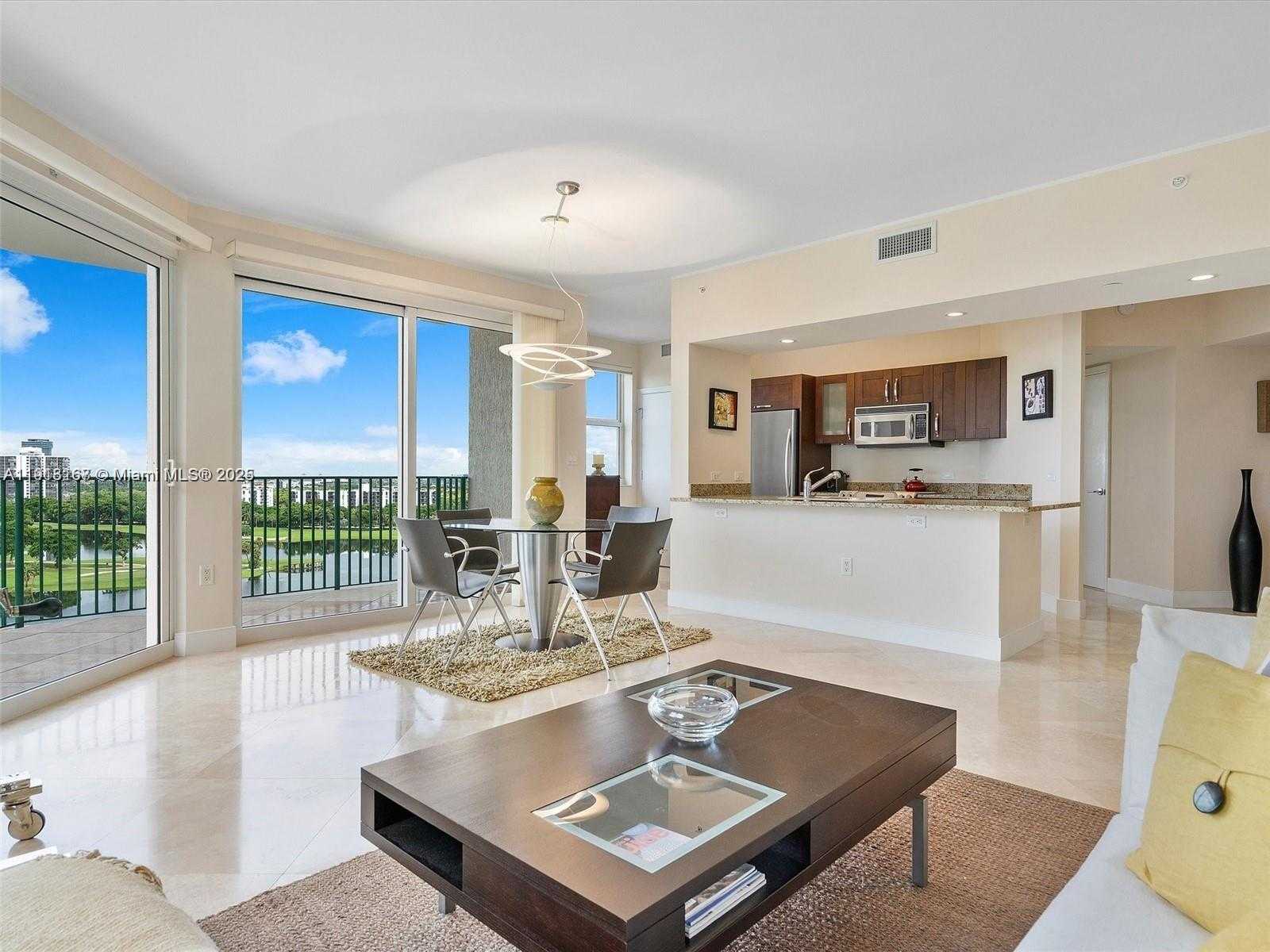 Small Image of 20000 EAST COUNTRY CLUB DR #1102, Aventura Number 2