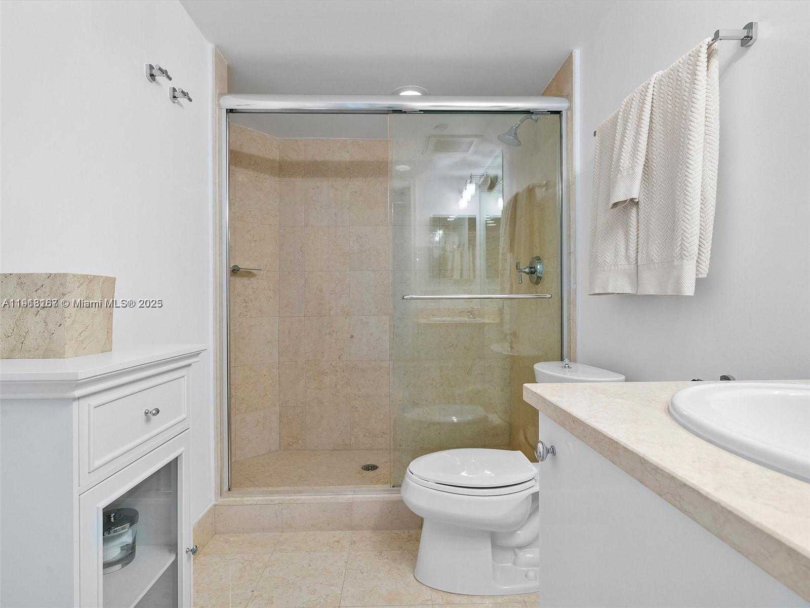 Small Image of 20000 EAST COUNTRY CLUB DR #1102, Aventura Number 24