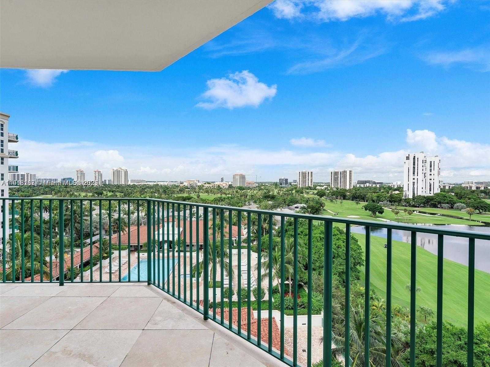 Small Image of 20000 EAST COUNTRY CLUB DR #1102, Aventura Number 5