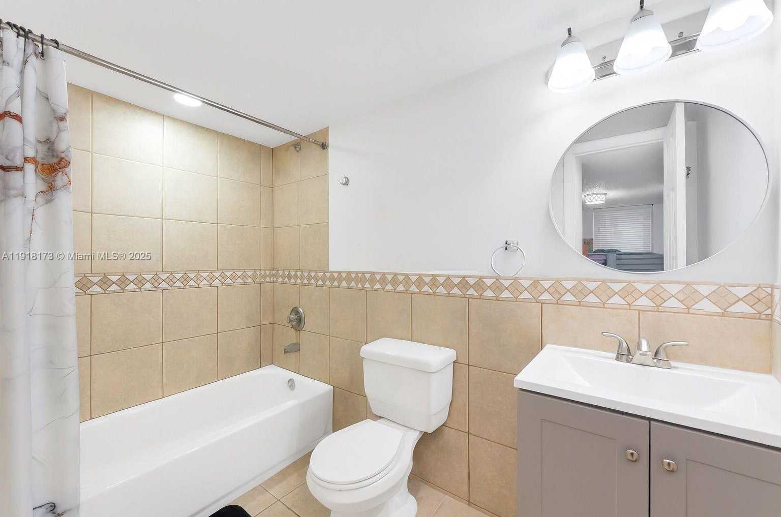 Small Image of 14415 NORTH KENDALL DR #212G, Miami Number 13