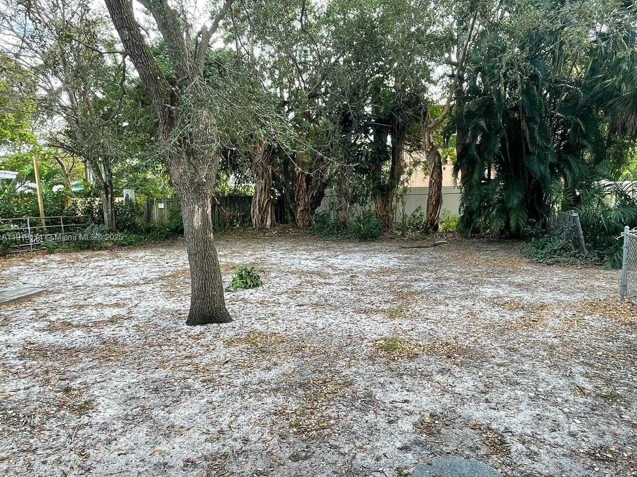 Small Image of 846 SOUTH WEST 10TH ST #1, Fort Lauderdale Number 3