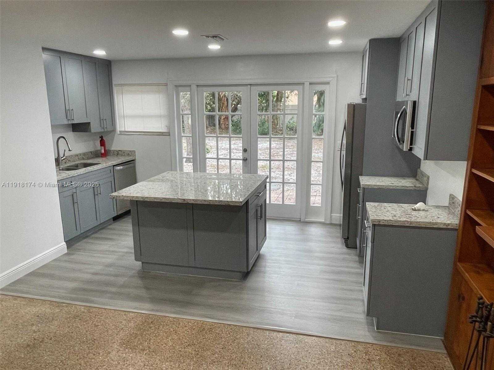 Small Image of 846 SOUTH WEST 10TH ST #1, Fort Lauderdale Number 7