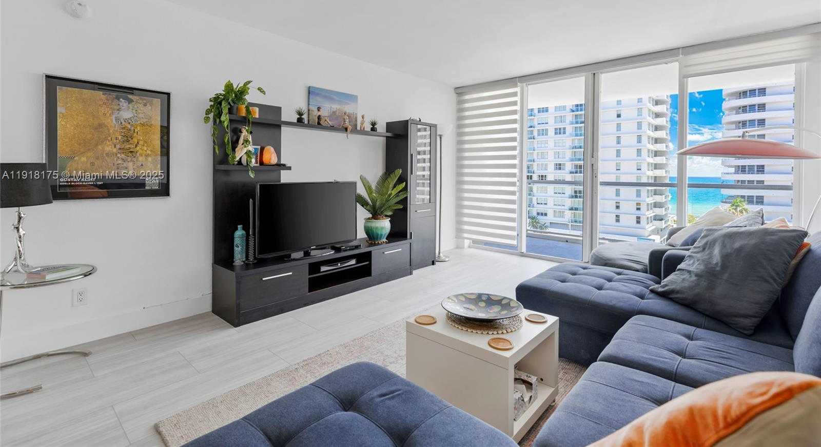 Small Image of 5600 COLLINS AVE #8Y, Miami Beach Number 1