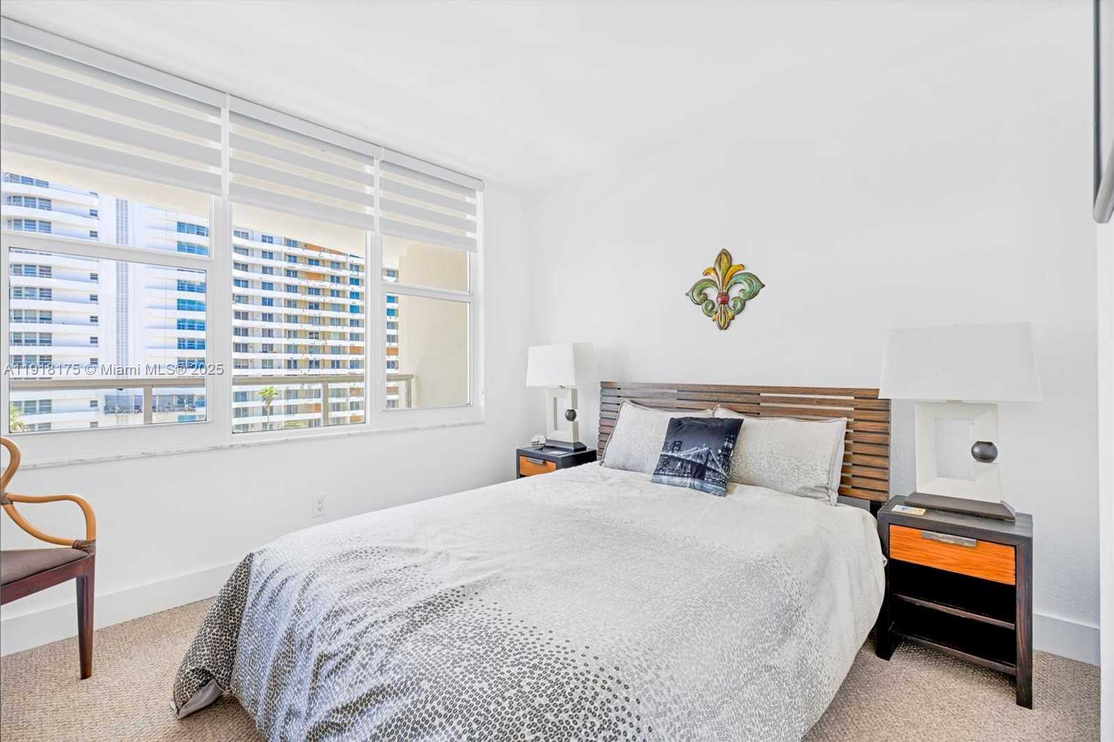 Small Image of 5600 COLLINS AVE #8Y, Miami Beach Number 14