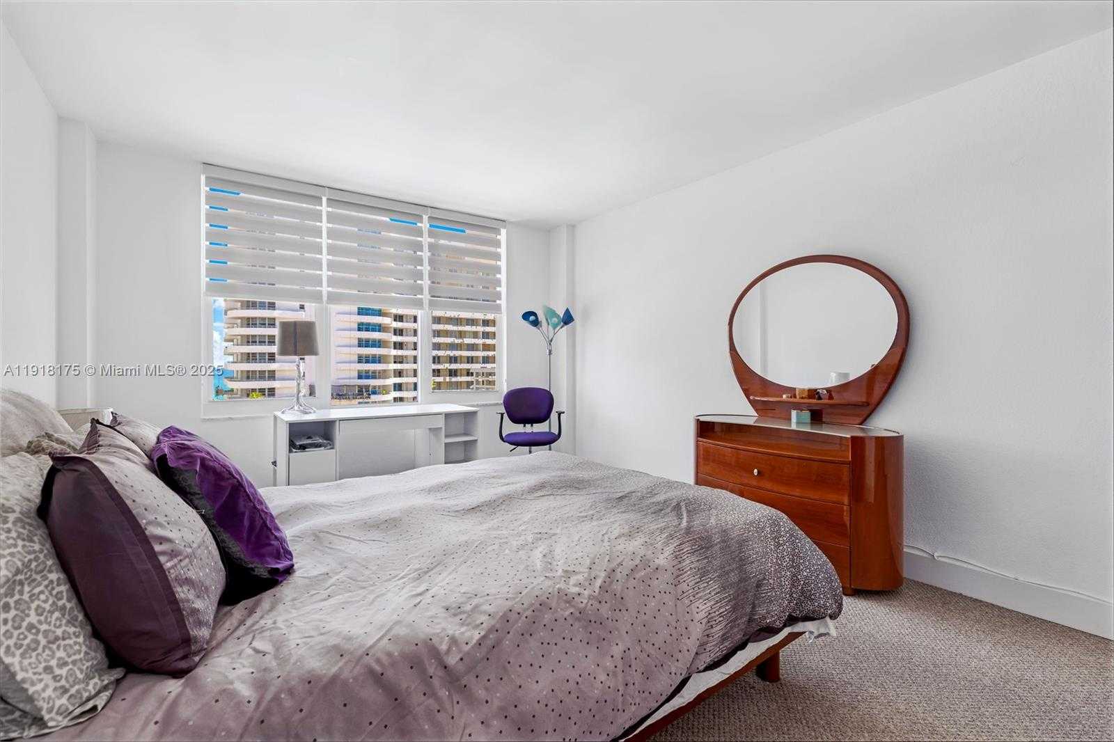 Small Image of 5600 COLLINS AVE #8Y, Miami Beach Number 19