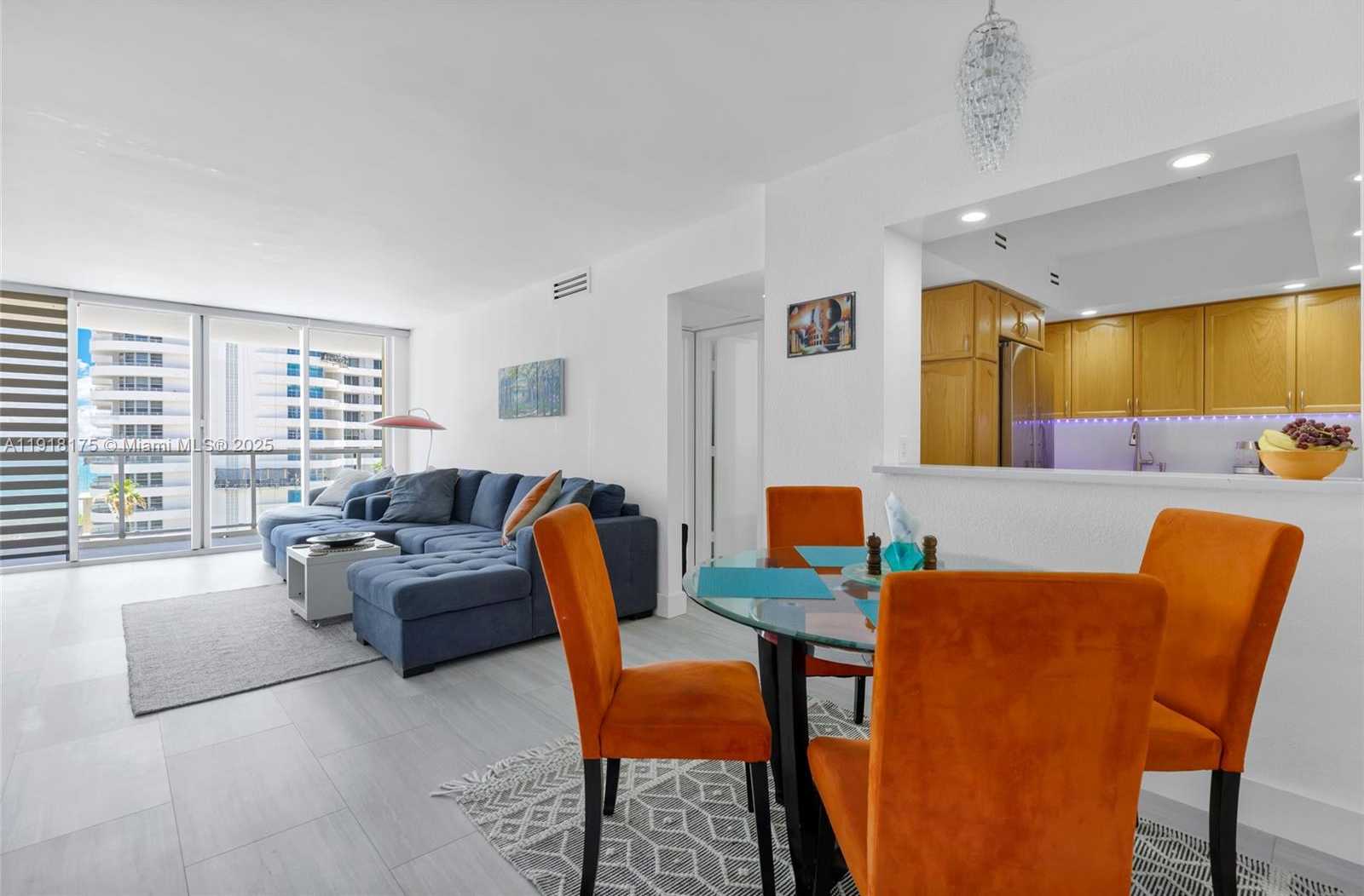 Small Image of 5600 COLLINS AVE #8Y, Miami Beach Number 6