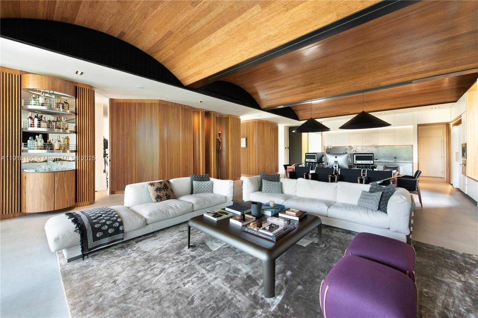 Small Image of 8055 NOREMAC AVE, Miami Beach Number 19