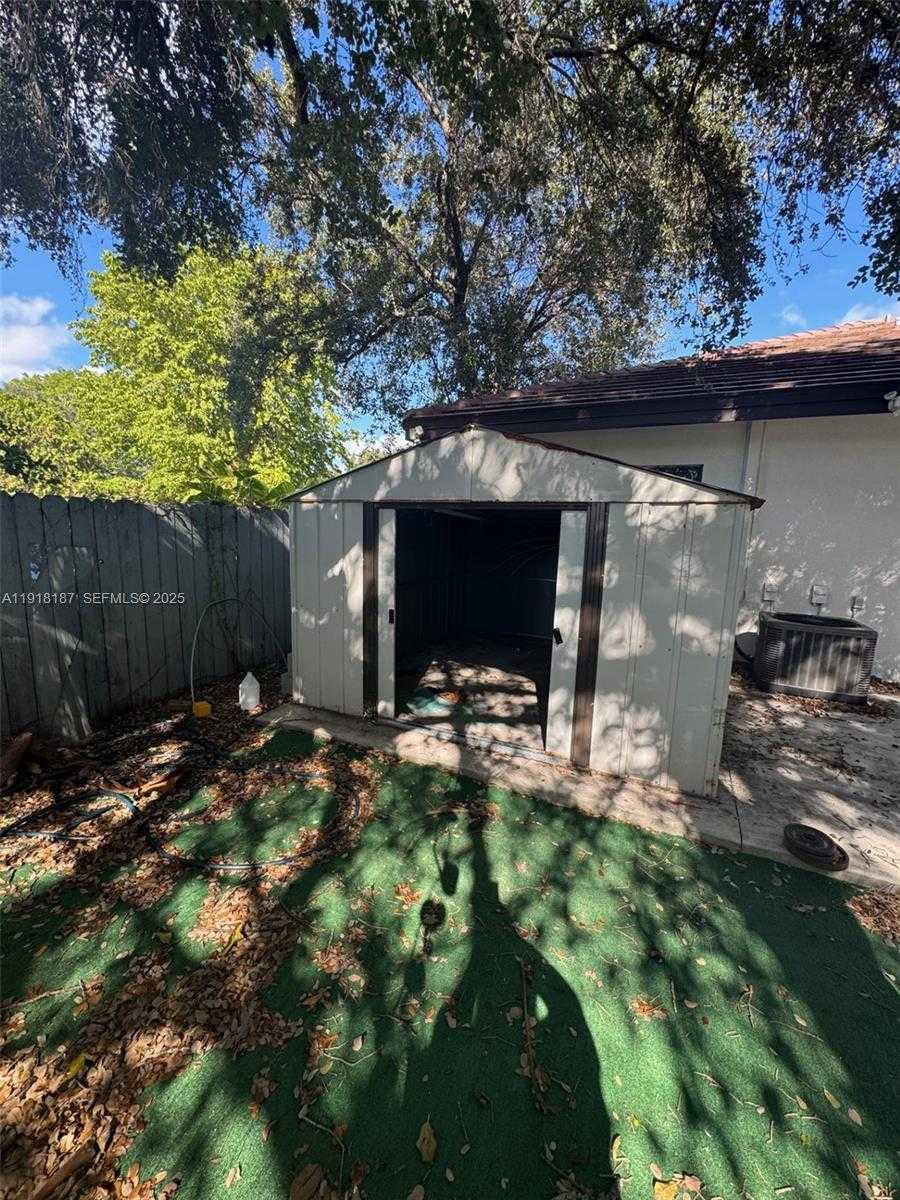 Small Image of 5496 NORTH WEST 4TH ST #5496, Miami Number 13