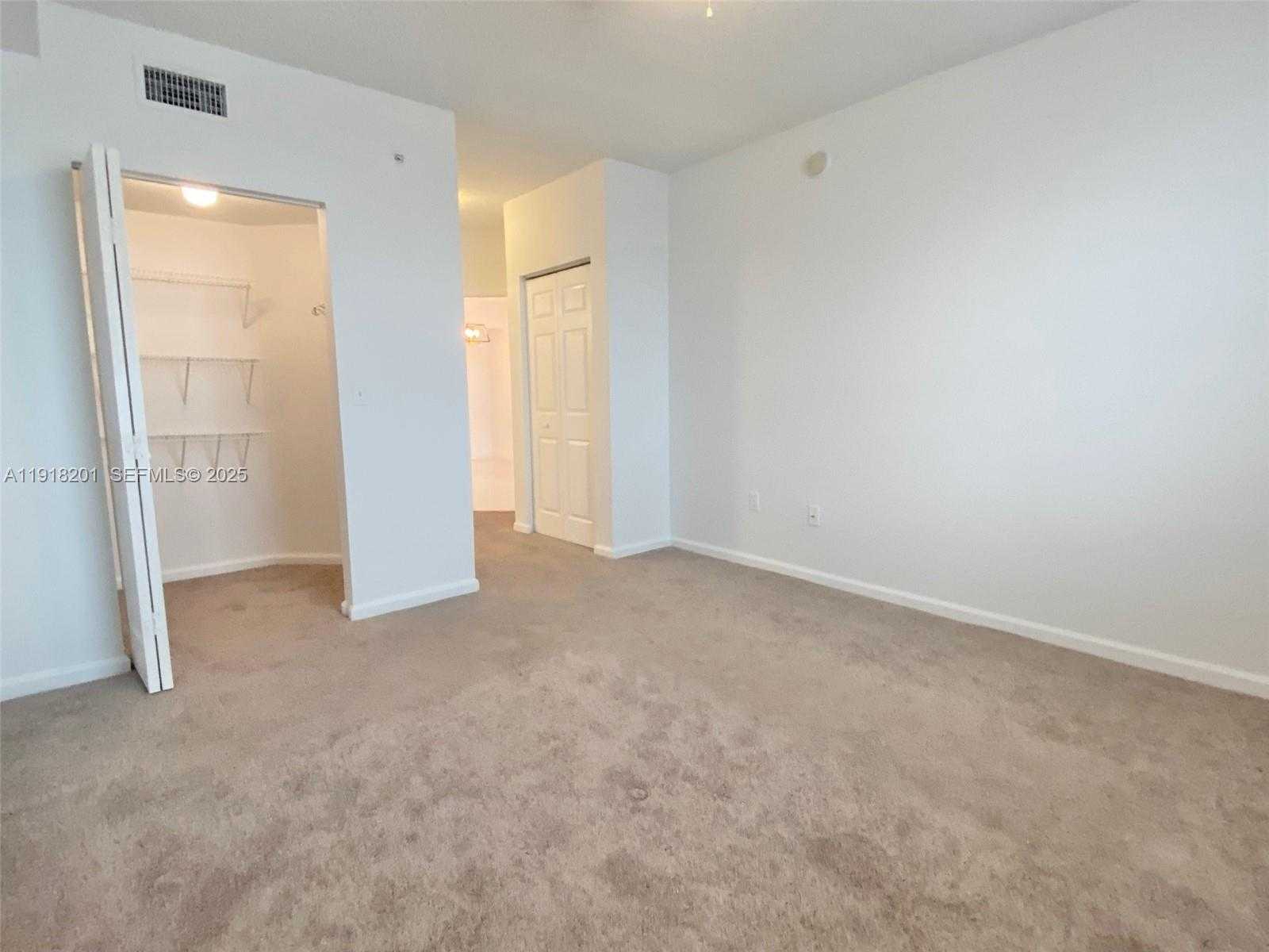 Small Image of 17100 NORTH BAY RD #1604, Sunny Isles Beach Number 12