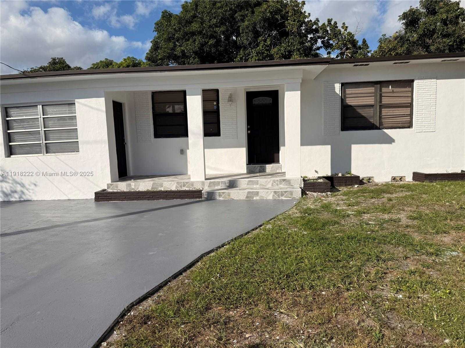 Small Image of Miami Number 10