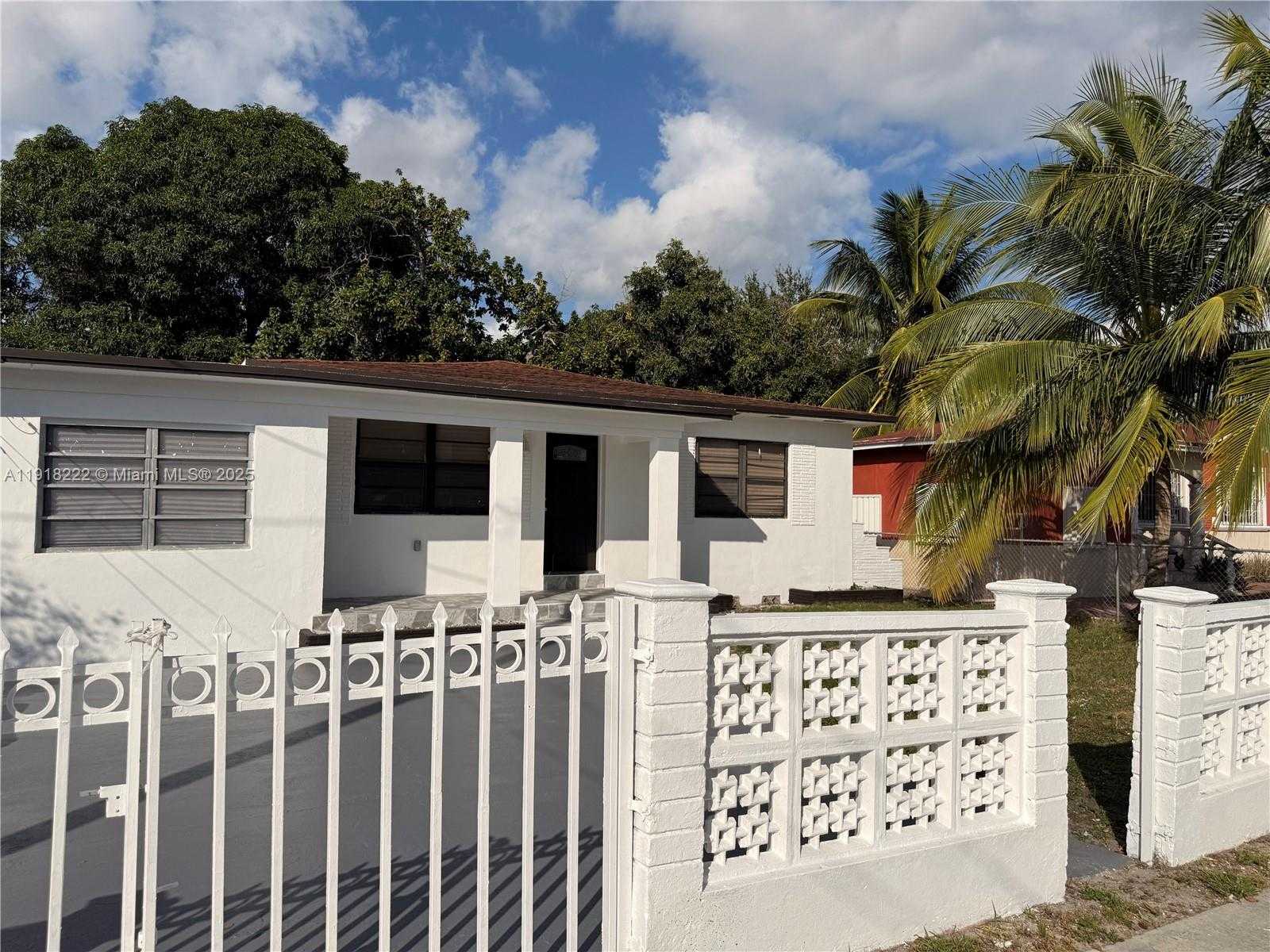 Small Image of Miami Number 11