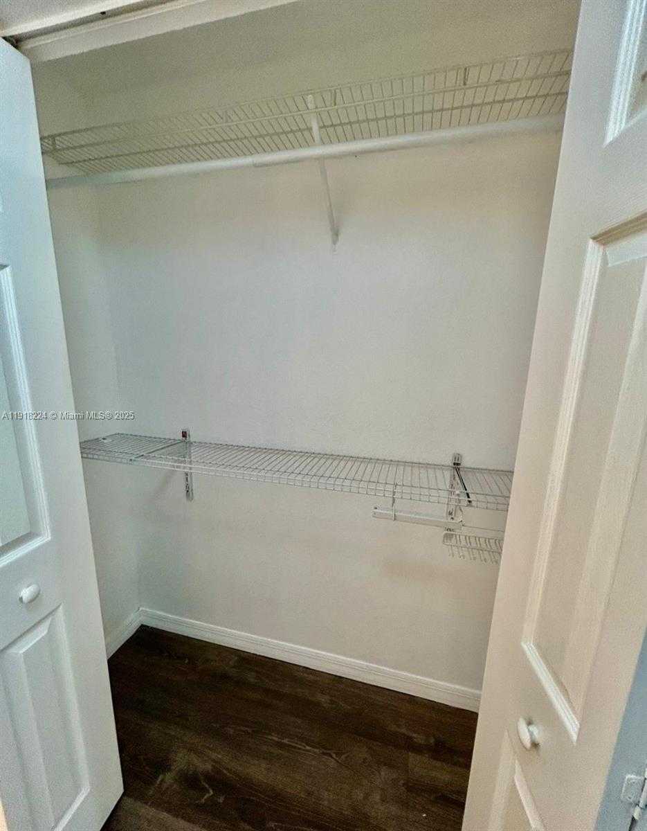 Small Image of 10870 NORTH WEST 88 TER #109, Doral Number 3