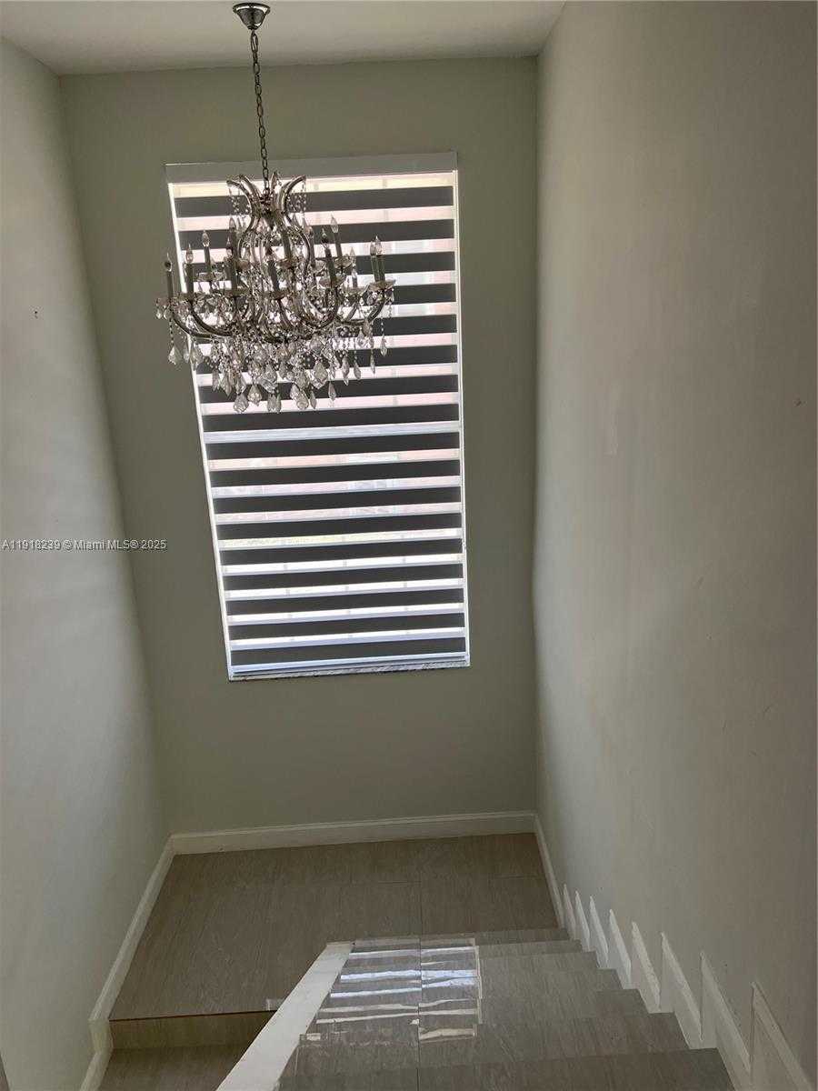 Small Image of 6284 SOUTH WEST 26TH ST, Miami Number 9