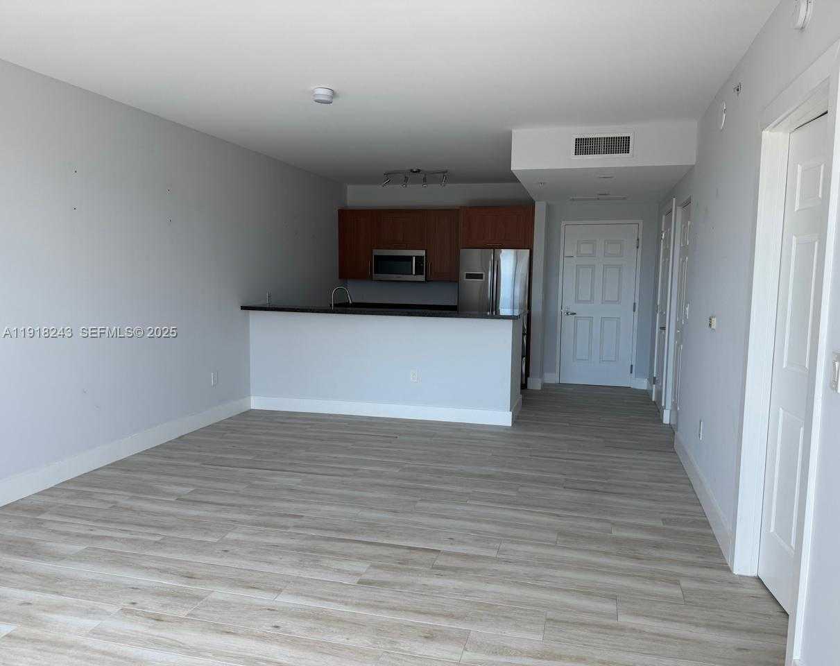 Small Image of 1300 PONCE DE LEON BLVD #510, Coral Gables Number 10