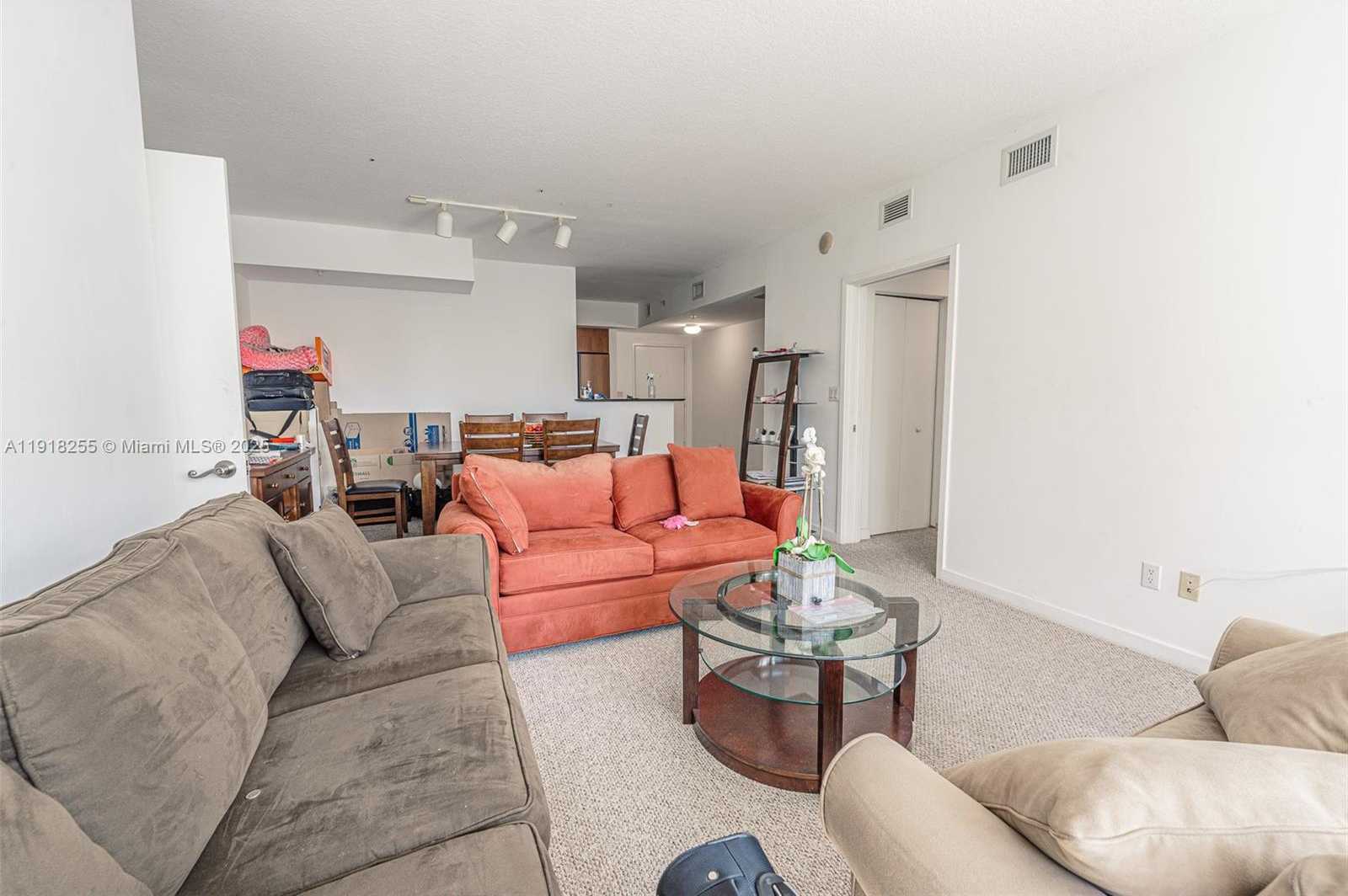 Small Image of 325 SOUTH BISCAYNE BLVD #719, Miami Number 15