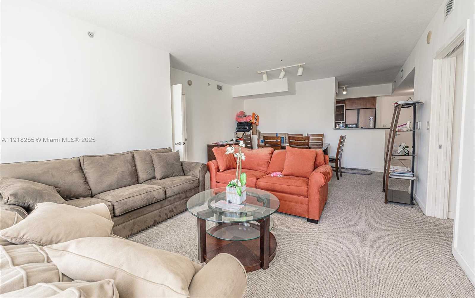 Small Image of 325 SOUTH BISCAYNE BLVD #719, Miami Number 16