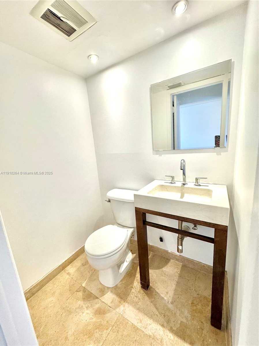 Small Image of 1020 94TH ST #402, Bay Harbor Islands Number 8
