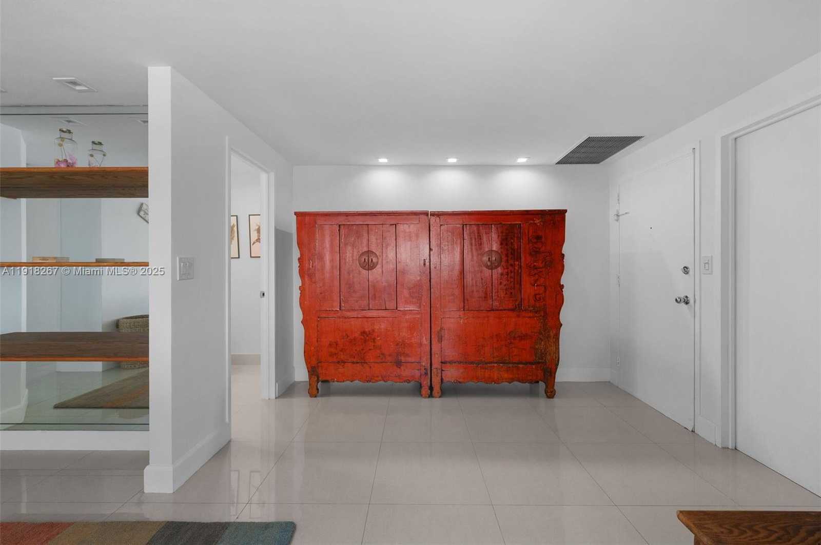 Small Image of 9102 WEST BAY HARBOR DR #5D, Bay Harbor Islands Number 7