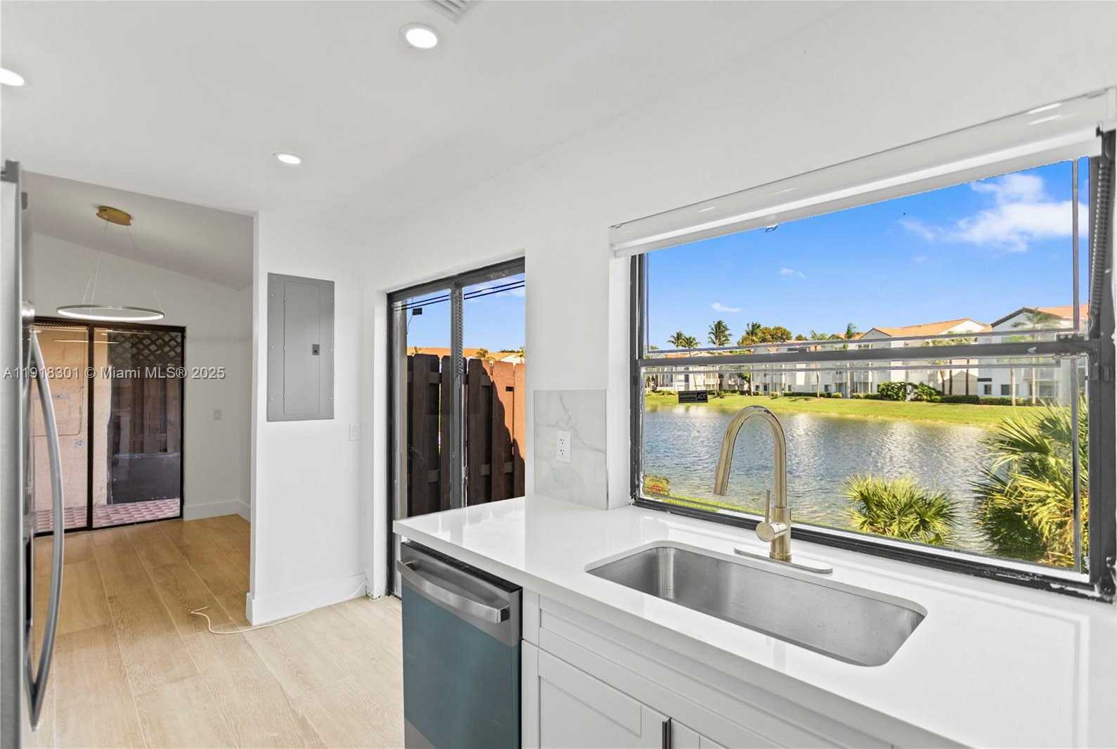 Small Image of 6225 NORTH WEST 171ST ST #6225, Hialeah Number 22