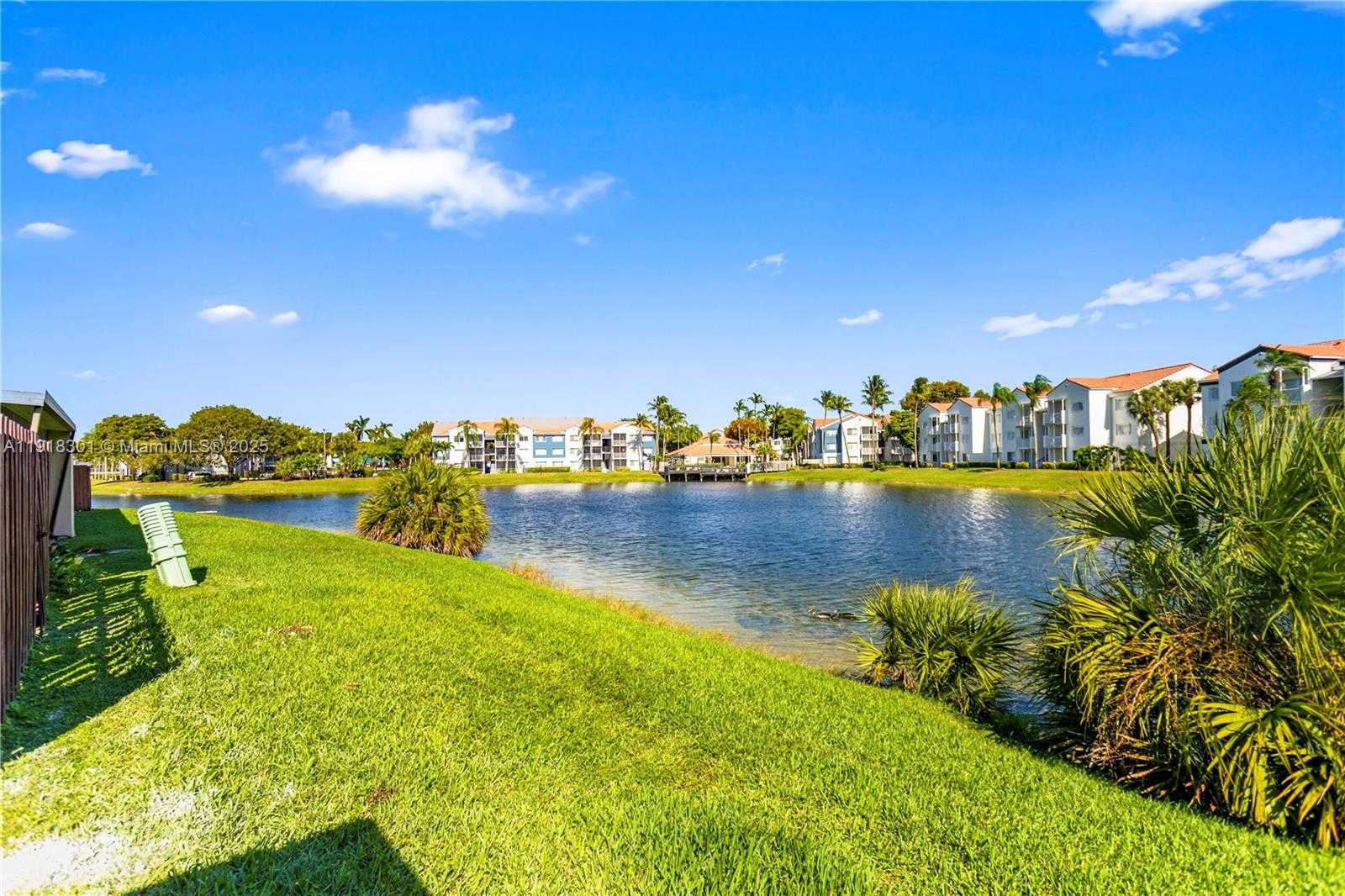 Small Image of 6225 NORTH WEST 171ST ST #6225, Hialeah Number 41